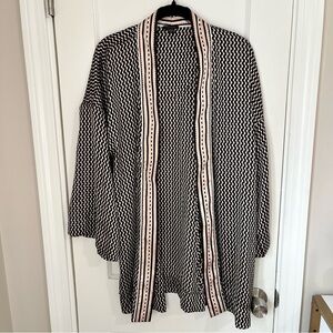 Ann Taylor Black and White Patterned Kimono